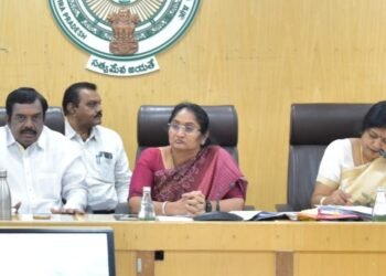 hellotelugu-MinisterSavitha