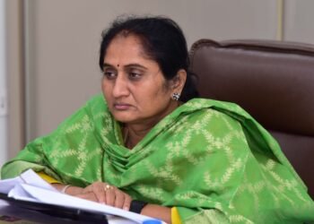 hellotelugu-MinisterSavitha