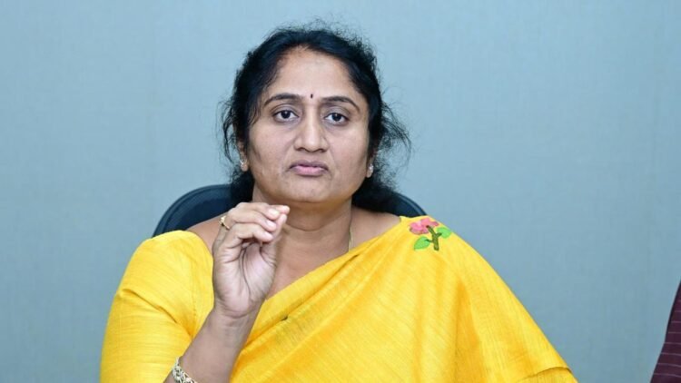 hellotelugu-MinisterSavitha