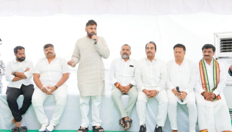 hellotelugu-PawanKalyan