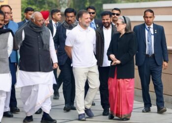 hellotelugu-Rahulgandhi