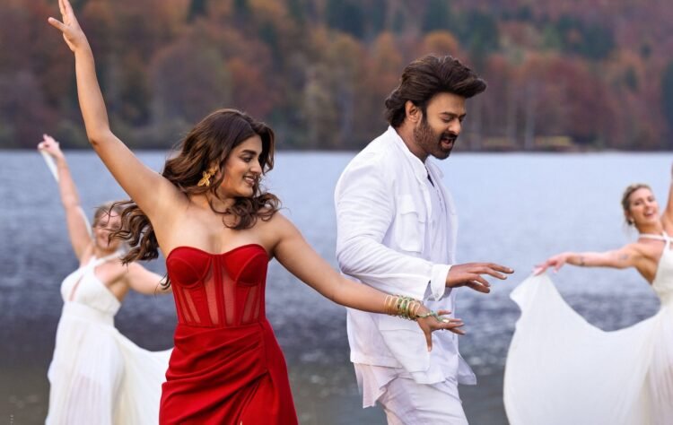 hellotelugu-RajaSaabSong