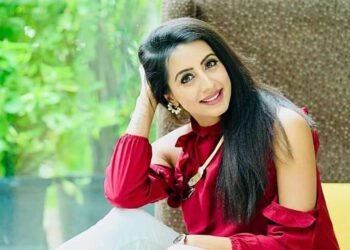 hellotelugu-SanjanaGirlani