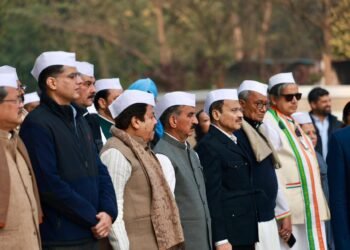 helloteugu-ShashiTharoor