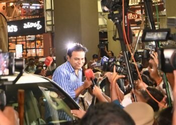 hellotelugu-KTR
