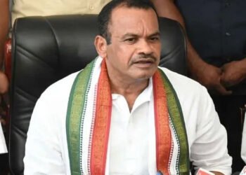 hellotelugu-KomatireddyVenkatReddy