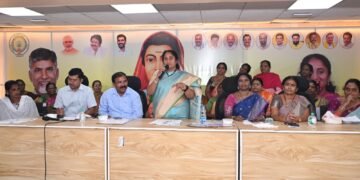 hellotelugu-MinisterSavitha