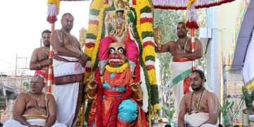 hellotelugu-HanumanthaVahanam