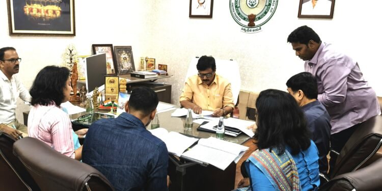 hellotelugu-KandulaDurgeesh