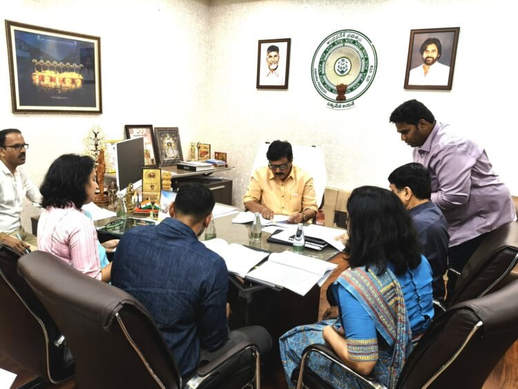 hellotelugu-KandulaDurgeesh