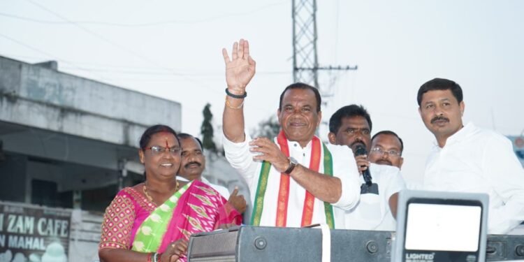 hellotelugu-KomatiReddyVenkatReddy