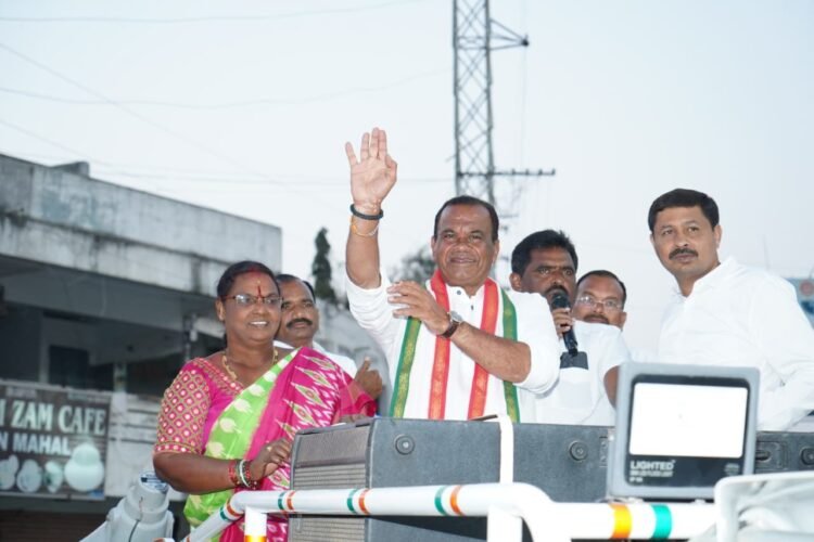 hellotelugu-KomatiReddyVenkatReddy