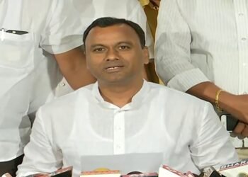 hellotelugu-KomatireddyRajgpalReddy