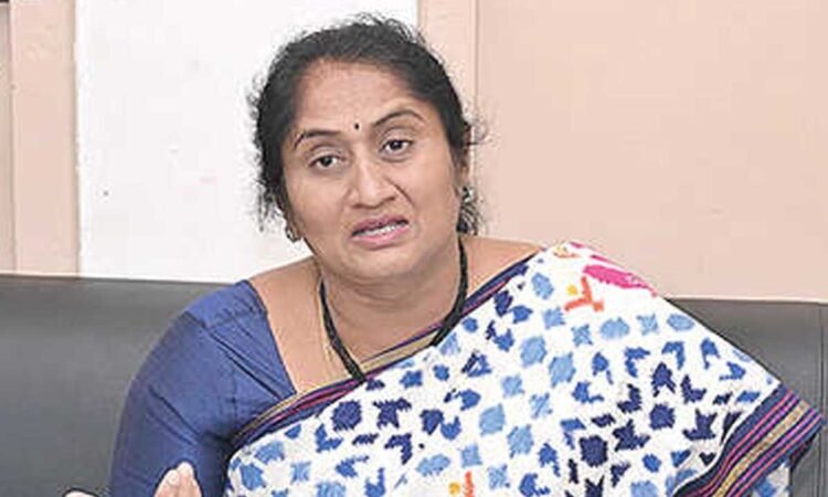 hellotelugu-MinisterSavitha