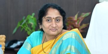 hellotelugu-MinisterSavitha