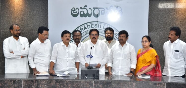 hellotelugu-NadendlaManohar