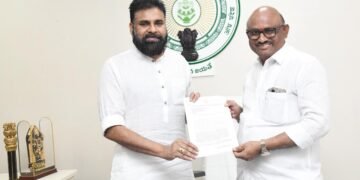 hellotelugu-PawanKalyan