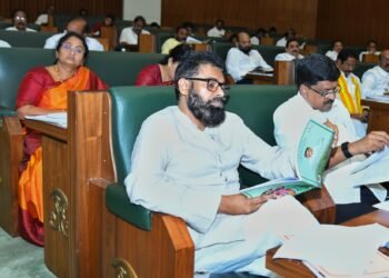 hellotelugu-PawanKalyan