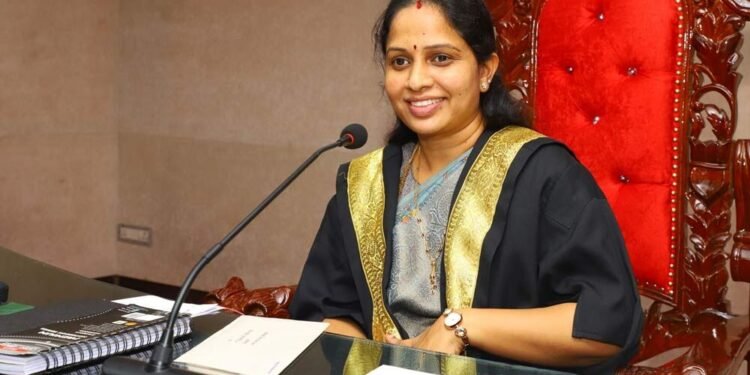 hellotelugu-TirupathiMayorShireesha