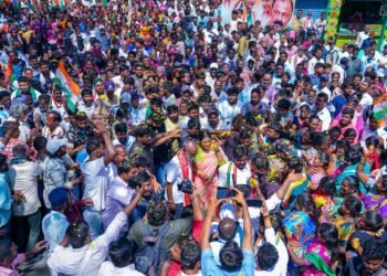 hellotelugu-YSSharmilaReddy