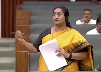 hellotelugu-ministerSavitha