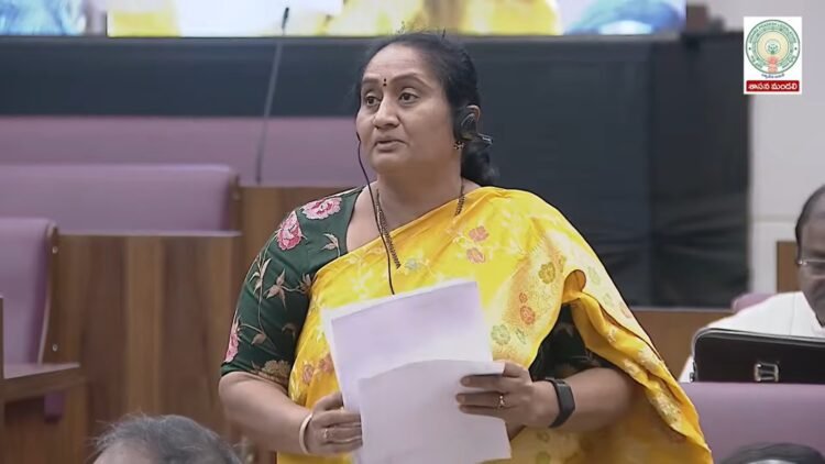 hellotelugu-MinisterSavitha