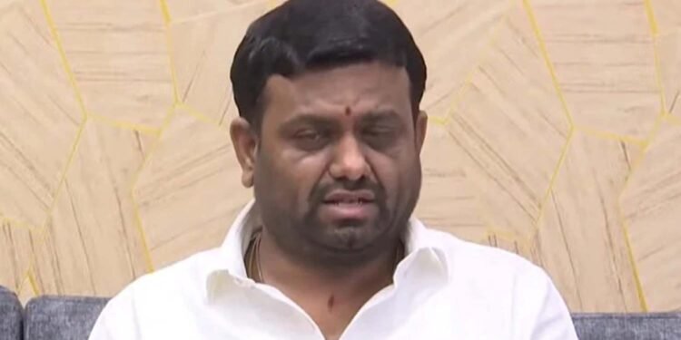 hellotelugu-PilotRohitReddy