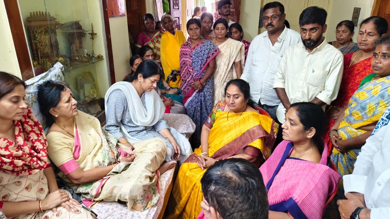 hellotelugu-SSavitha