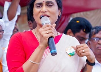 hellotelugu-YSSharmilReddy