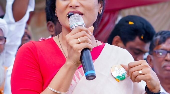 hellotelugu-YSSharmilReddy
