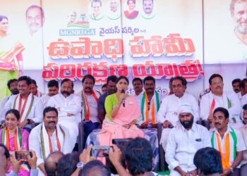 hellotelugu-YSSharmilaReddy