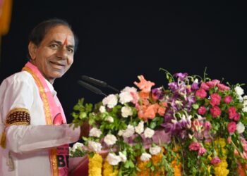 helloTlugu-KCR