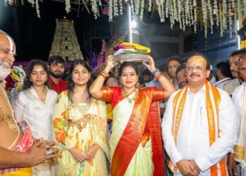 hellotelugu-AnithaVangalapudi