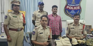 hellotelugu-FakePolice