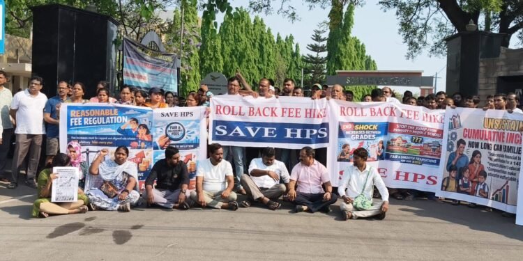 tHelloTelugu-ParentsProtest