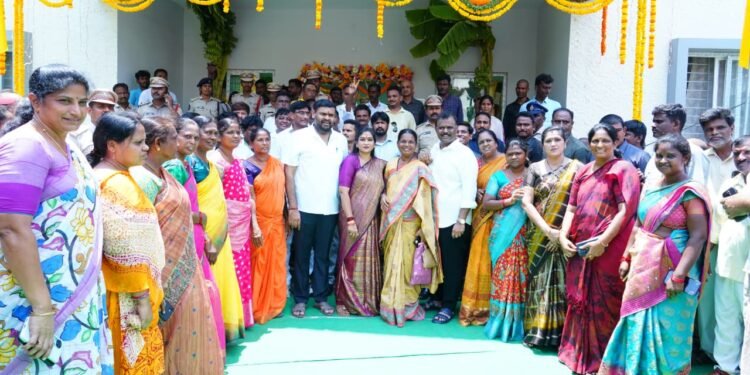 hellotelugu-AnithaVangalapudi