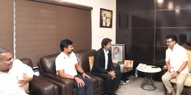 hellotelugu-CMVijay