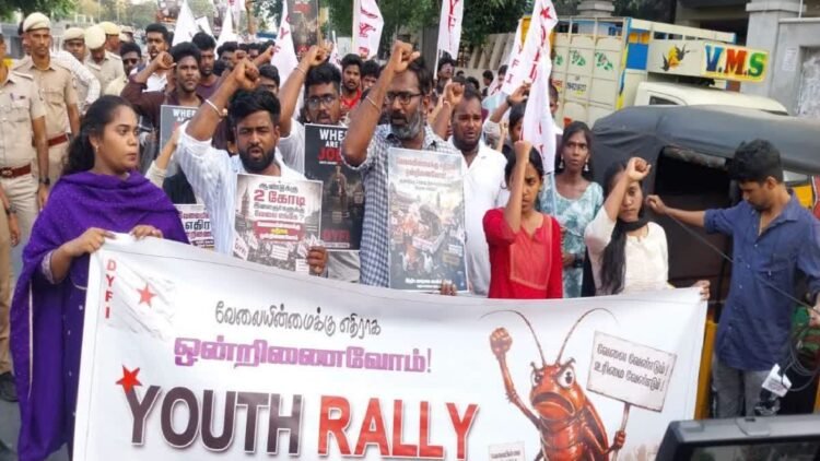 hellotelugu-CockrochPartRally