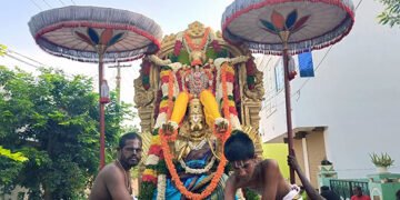 hellotelugu-Garudavahanam