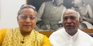hellotelugu-ShashiTharoor