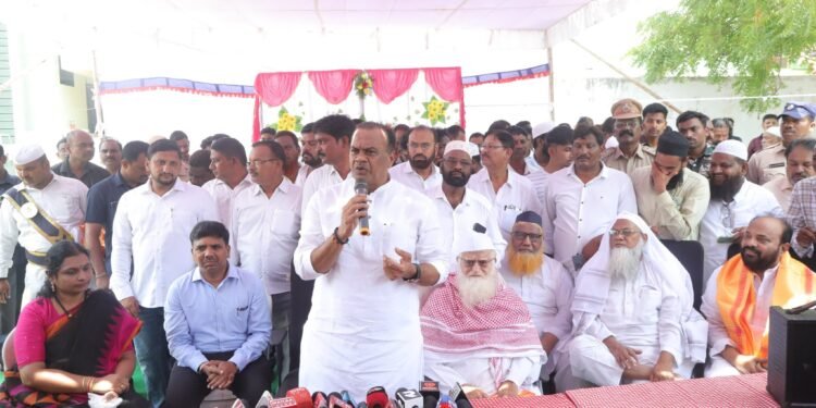 hellotelugu-KomatireddyVenkatreddy
