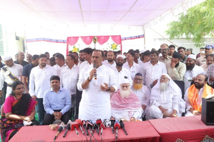 hellotelugu-KomatireddyVenkatreddy