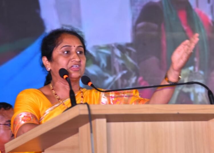 hellotelugu-Savitha