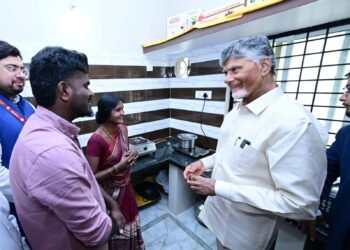 helloteelugu-CM