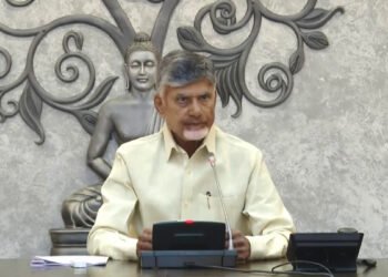 hellotelugu-CMReview