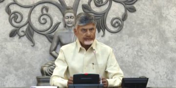 hellotelugu-CMReview
