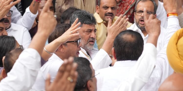 hellotelugu-DKShivaKumar