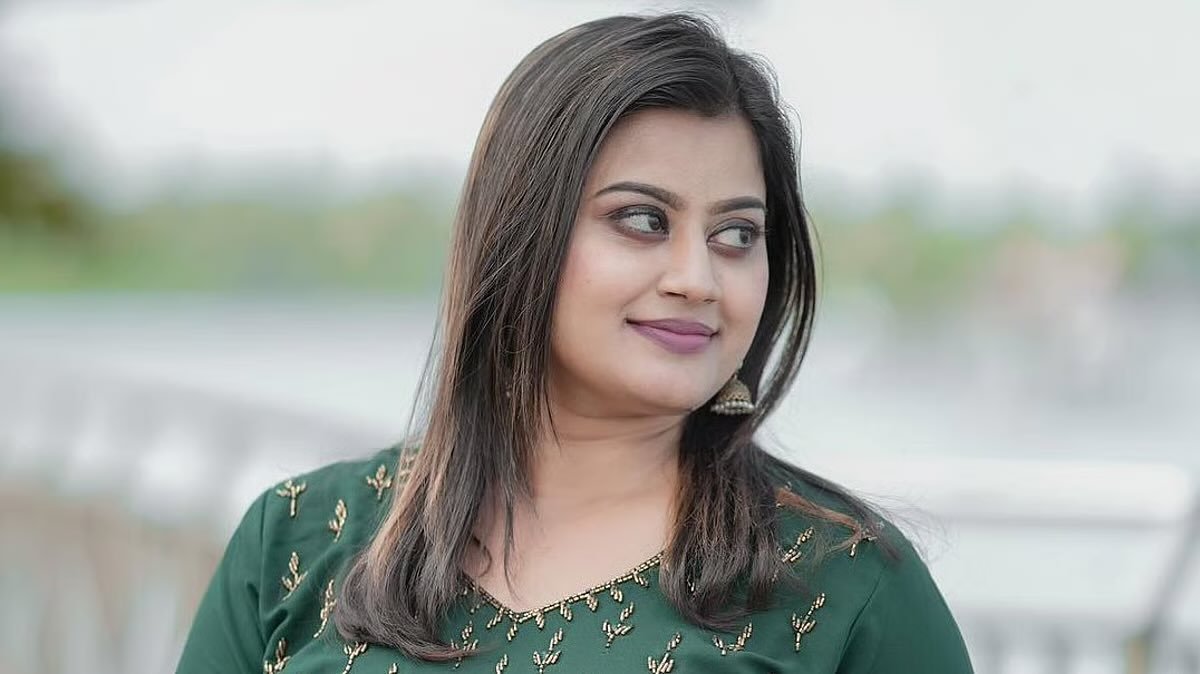 hellotelugu-HansibaHassan