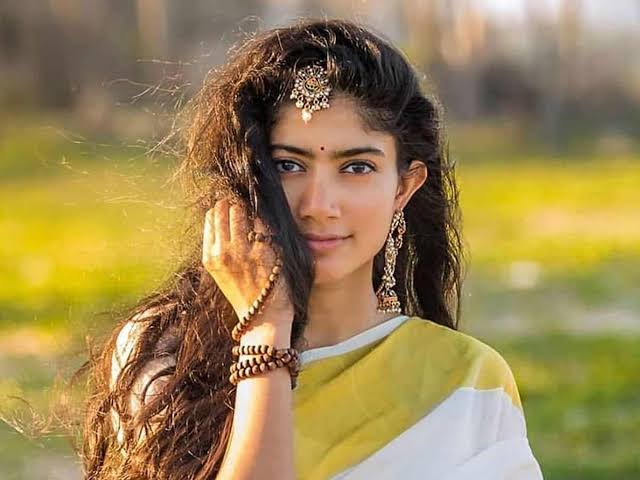 hellotelugu-SaiPallavi