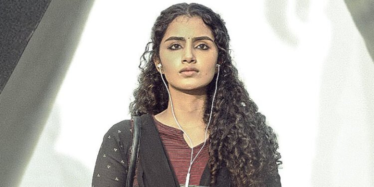 hellotelugu-Anupamaparameshwaran